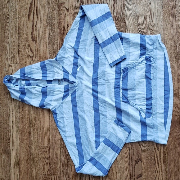 (M) Puma Oversized Lightweight Striped Sweatshirt Athleisure Running Streetwear - Picture 1 of 8